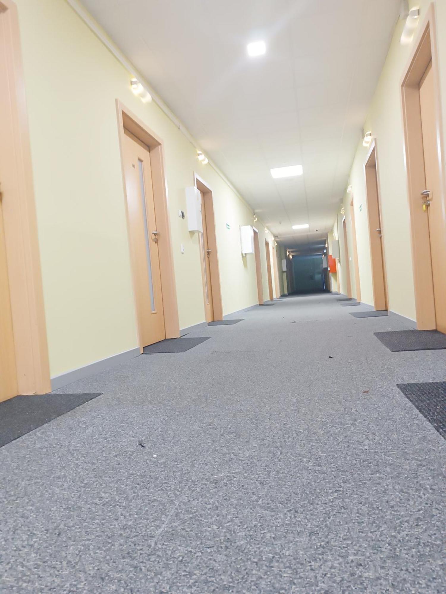 Hostel Krosnienska 12 Зелёна-Гура Экстерьер фото